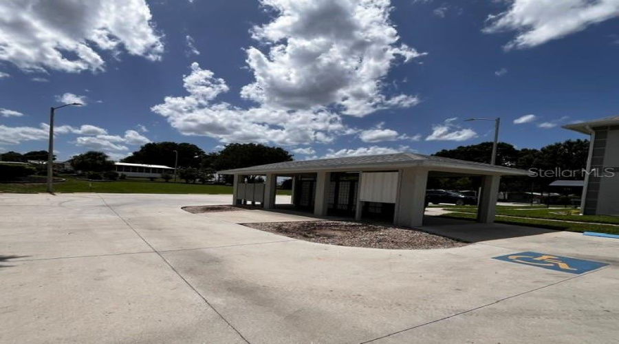 Davenport, Florida 33897, 1 Bedroom Bedrooms, ,1 Bathroombathrooms,Residential,For Sale,Highway 27,0,Mfrs5153085
