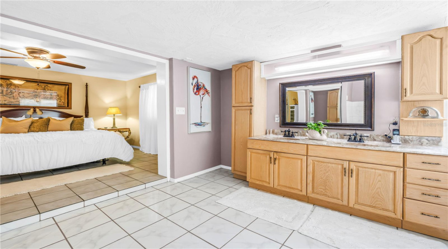Seminole, Florida 33772, 4 Bedroom Bedrooms, ,3 Bathroombathrooms,Residential,For Sale,Ridge,0,Mfrtb8542098