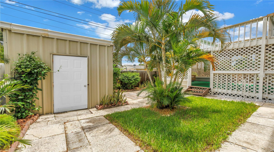 Seminole, Florida 33772, 4 Bedroom Bedrooms, ,3 Bathroombathrooms,Residential,For Sale,Ridge,0,Mfrtb8542098