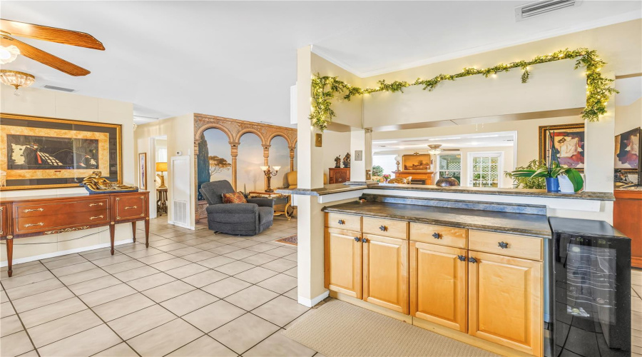 Seminole, Florida 33772, 4 Bedroom Bedrooms, ,3 Bathroombathrooms,Residential,For Sale,Ridge,0,Mfrtb8542098