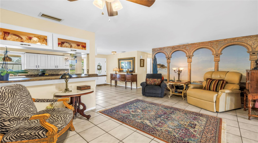 Seminole, Florida 33772, 4 Bedroom Bedrooms, ,3 Bathroombathrooms,Residential,For Sale,Ridge,0,Mfrtb8542098