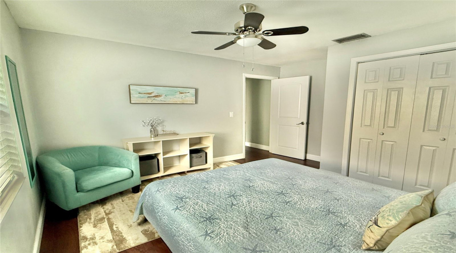 Clearwater, Florida 33756, 3 Bedroom Bedrooms, ,2 Bathroombathrooms,Residential,For Sale,Lotus,0,Mfrtb8535190