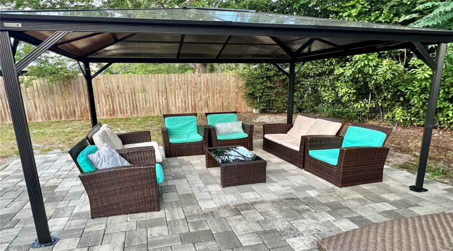 Clearwater, Florida 33756, 3 Bedroom Bedrooms, ,2 Bathroombathrooms,Residential,For Sale,Lotus,0,Mfrtb8535190