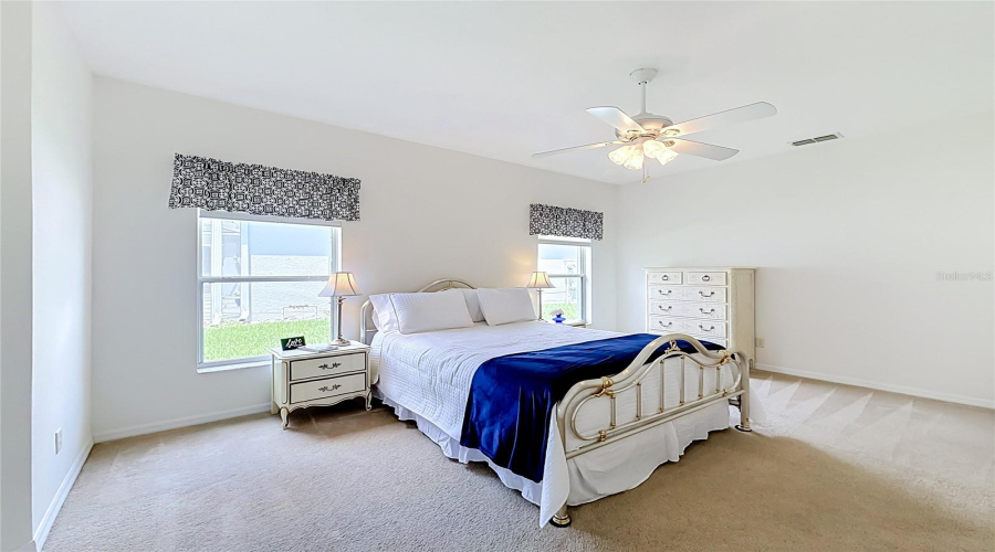 Leesburg, Florida 34748, 3 Bedroom Bedrooms, ,2 Bathroombathrooms,Residential,For Sale,Peekskill,0,Mfrg5115456