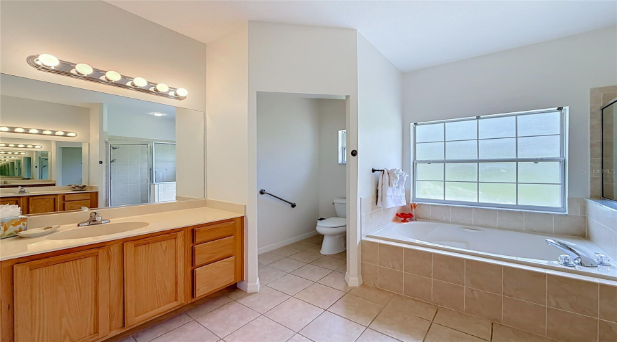 Leesburg, Florida 34748, 3 Bedroom Bedrooms, ,2 Bathroombathrooms,Residential,For Sale,Peekskill,0,Mfrg5115456