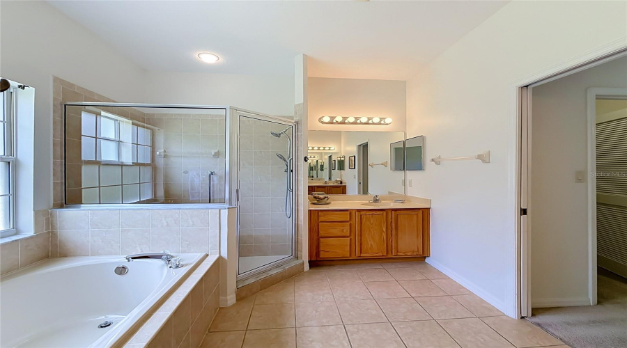 Leesburg, Florida 34748, 3 Bedroom Bedrooms, ,2 Bathroombathrooms,Residential,For Sale,Peekskill,0,Mfrg5115456