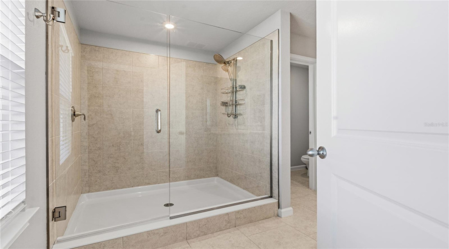 Master Bathroom Stand Up Glass Shower