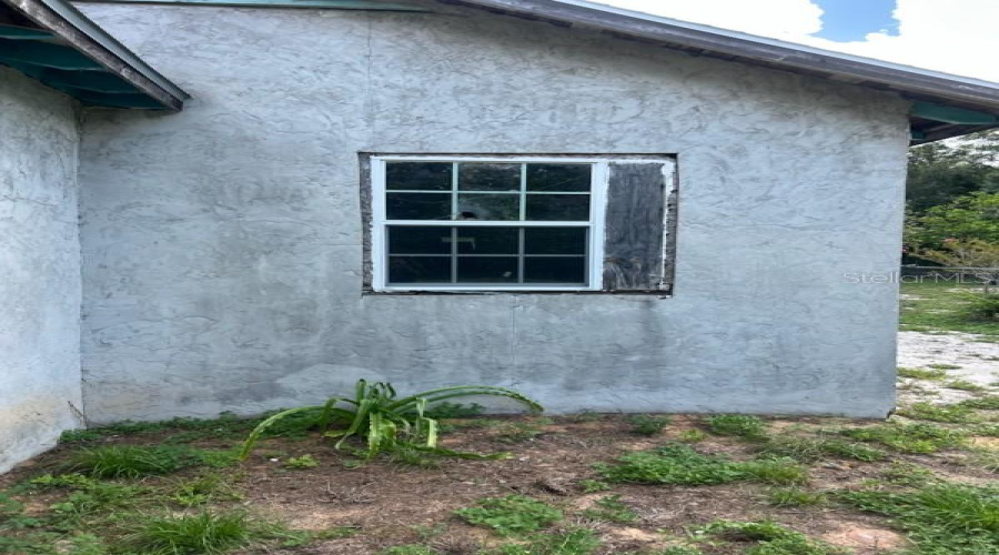 Waverly, Florida 33877, 2 Bedroom Bedrooms, ,1 Bathroombathrooms,Residential,For Sale,Plantation,0,Mfra4701411