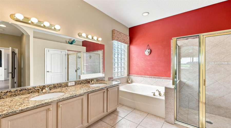 Sun City Center, Florida 33573, 2 Bedroom Bedrooms, ,2 Bathroombathrooms,Residential,For Sale,Jasmine Creek,0,Mfrtb8542581