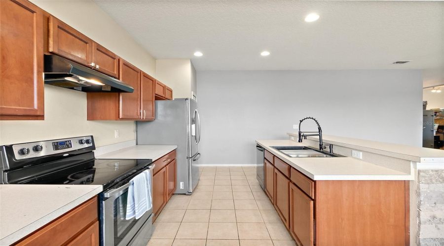 Daytona Beach, Florida 32124, 3 Bedroom Bedrooms, ,2 Bathroombathrooms,Residential,For Sale,Mulberry Branch,0,Mfrfc319746
