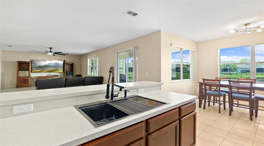 Daytona Beach, Florida 32124, 3 Bedroom Bedrooms, ,2 Bathroombathrooms,Residential,For Sale,Mulberry Branch,0,Mfrfc319746