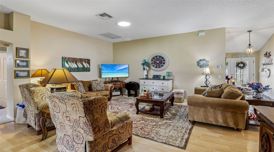The Villages, Florida 32162, 3 Bedroom Bedrooms, ,2 Bathroombathrooms,Residential,For Sale,77Th Northridge,0,Mfrtb8520567