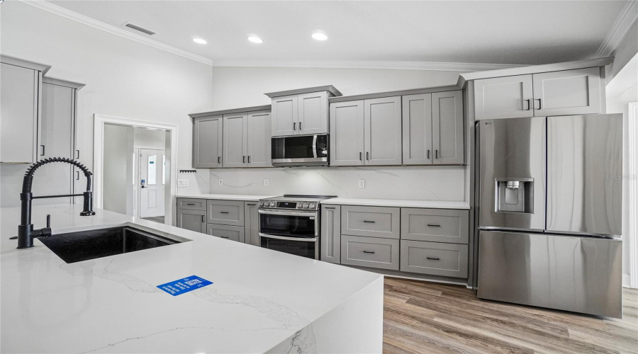 New Port Richey, Florida 34652, 5 Bedroom Bedrooms, ,3 Bathroombathrooms,Residential,For Sale,Executive,0,Mfro6399373
