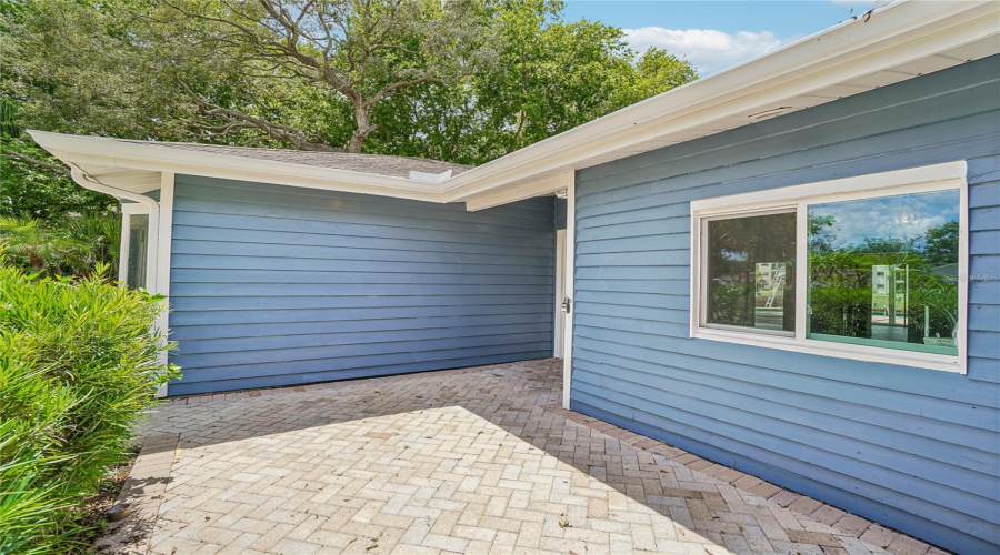 New Port Richey, Florida 34652, 5 Bedroom Bedrooms, ,3 Bathroombathrooms,Residential,For Sale,Executive,0,Mfro6399373