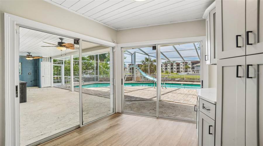 New Port Richey, Florida 34652, 5 Bedroom Bedrooms, ,3 Bathroombathrooms,Residential,For Sale,Executive,0,Mfro6399373