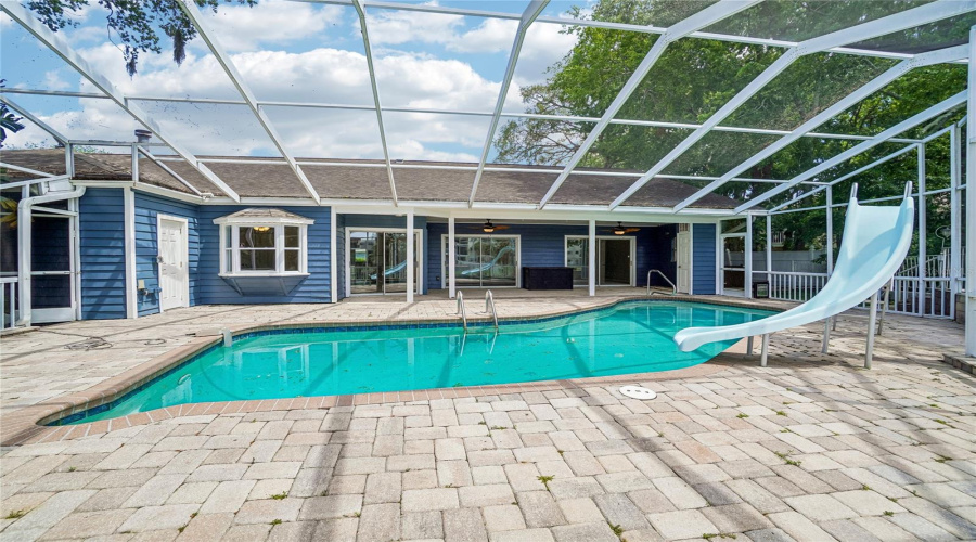 New Port Richey, Florida 34652, 5 Bedroom Bedrooms, ,3 Bathroombathrooms,Residential,For Sale,Executive,0,Mfro6399373