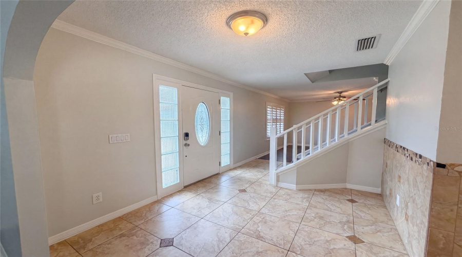 Lake Mary, Florida 32746, 3 Bedroom Bedrooms, ,2 Bathroombathrooms,Residential,For Sale,Sprucewood,0,Mfro6418607