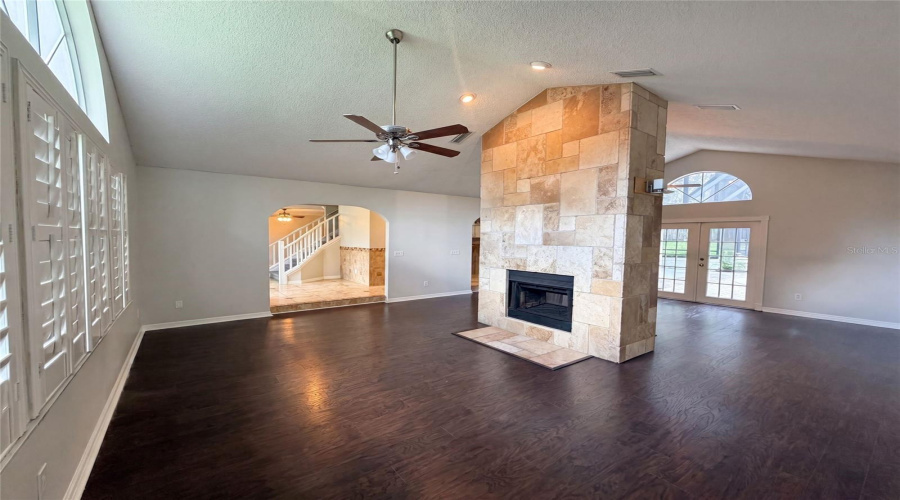 Lake Mary, Florida 32746, 3 Bedroom Bedrooms, ,2 Bathroombathrooms,Residential,For Sale,Sprucewood,0,Mfro6418607