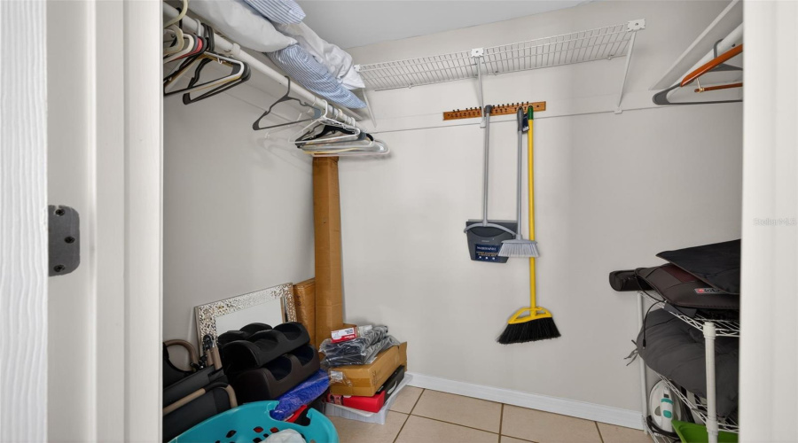 Clearwater, Florida 33764, 1 Bedroom Bedrooms, ,1 Bathroombathrooms,Residential,For Sale,Bay,0,Mfrtb8480752