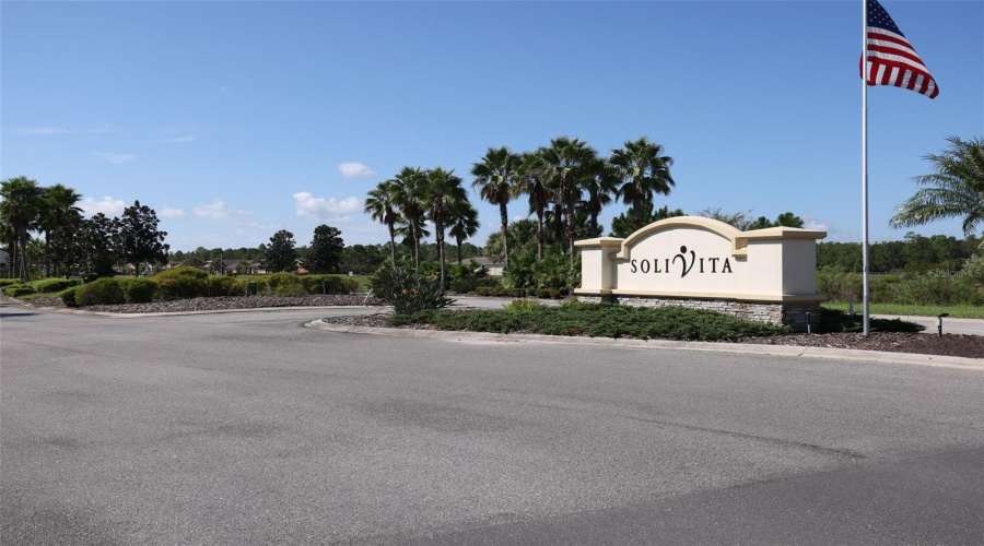 Subdivision Southgate Entryway