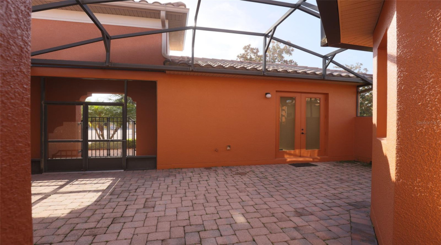 Screened Court Yard