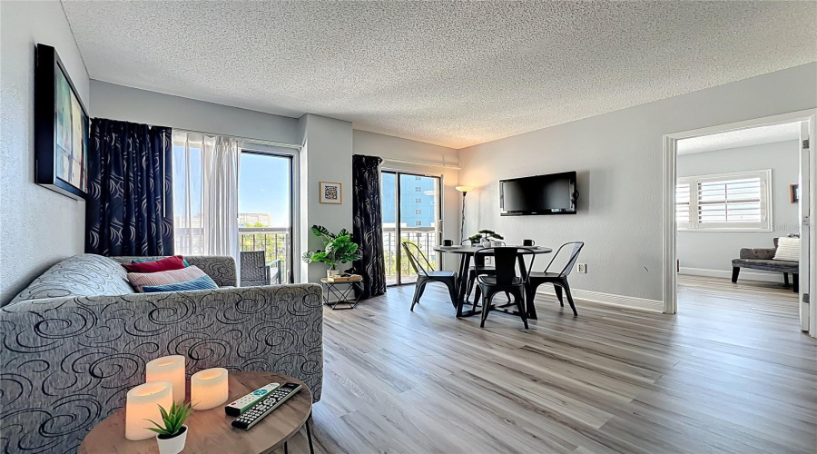 Orlando, Florida 32819, 2 Bedroom Bedrooms, ,2 Bathroombathrooms,Residential,For Sale,Carrier,0,Mfro6253996