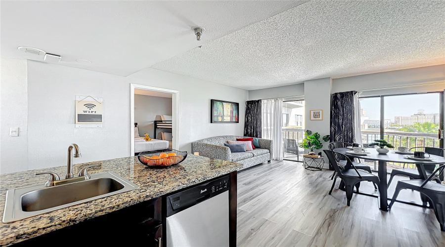 Orlando, Florida 32819, 2 Bedroom Bedrooms, ,2 Bathroombathrooms,Residential,For Sale,Carrier,0,Mfro6253996