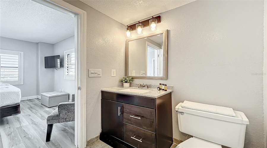 Orlando, Florida 32819, 2 Bedroom Bedrooms, ,2 Bathroombathrooms,Residential,For Sale,Carrier,0,Mfro6253996