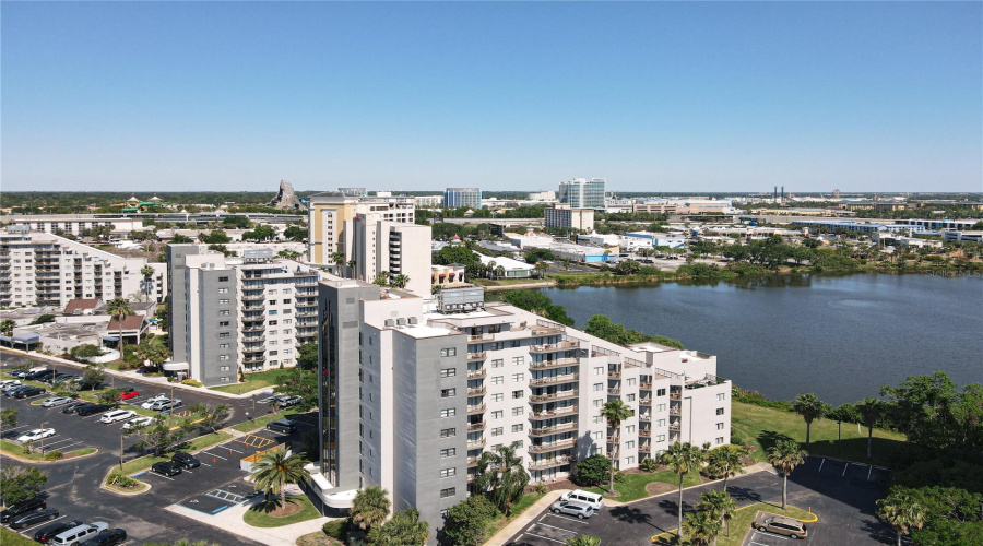 Orlando, Florida 32819, 2 Bedroom Bedrooms, ,2 Bathroombathrooms,Residential,For Sale,Carrier,0,Mfro6253996