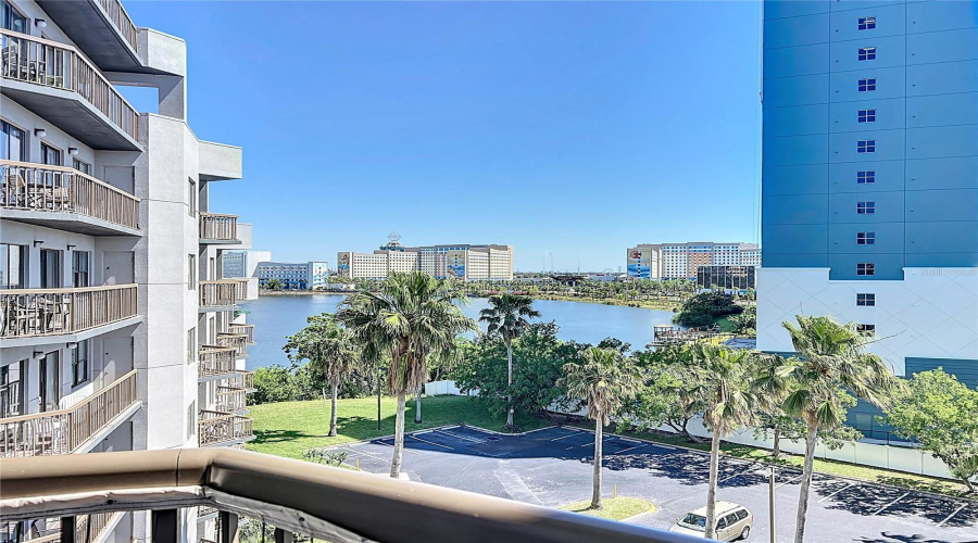 Orlando, Florida 32819, 2 Bedroom Bedrooms, ,2 Bathroombathrooms,Residential,For Sale,Carrier,0,Mfro6253996