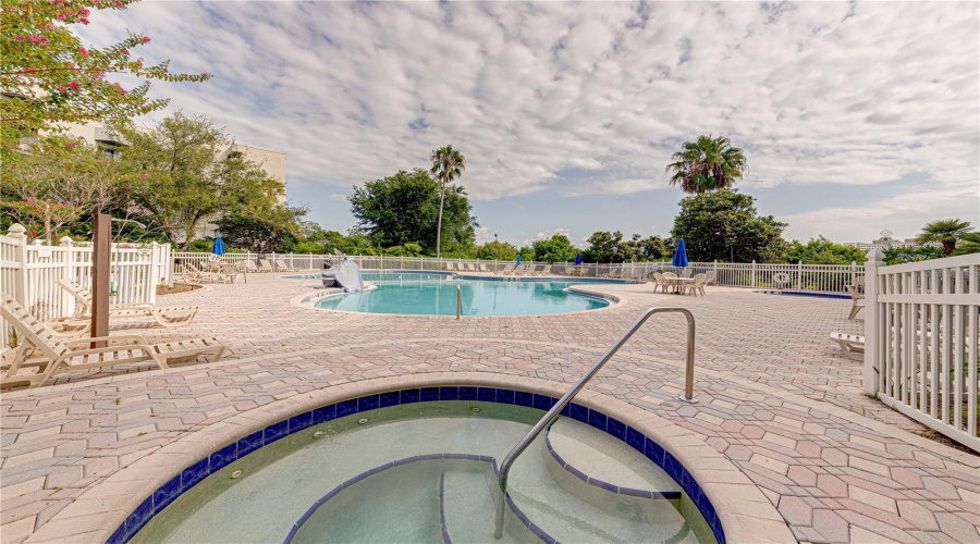 Orlando, Florida 32819, 2 Bedroom Bedrooms, ,2 Bathroombathrooms,Residential,For Sale,Carrier,0,Mfro6253996