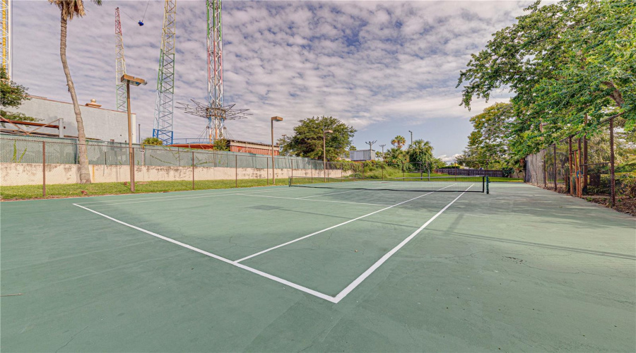 Orlando, Florida 32819, 2 Bedroom Bedrooms, ,2 Bathroombathrooms,Residential,For Sale,Carrier,0,Mfro6253996