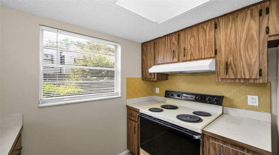 Spring Hill, Florida 34606, 2 Bedroom Bedrooms, ,2 Bathroombathrooms,Residential,For Sale,Portland,0,Mfrtb8541564