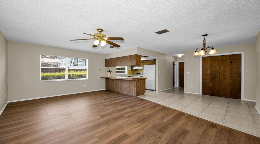 Spring Hill, Florida 34606, 2 Bedroom Bedrooms, ,2 Bathroombathrooms,Residential,For Sale,Portland,0,Mfrtb8541564