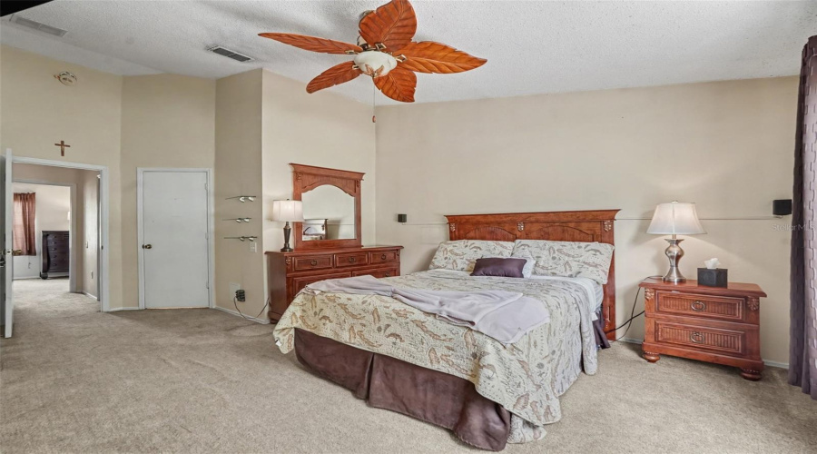 Tampa, Florida 33626, 2 Bedroom Bedrooms, ,1 Bathroombathrooms,Residential,For Sale,Berkeley Square,0,Mfrw7888623