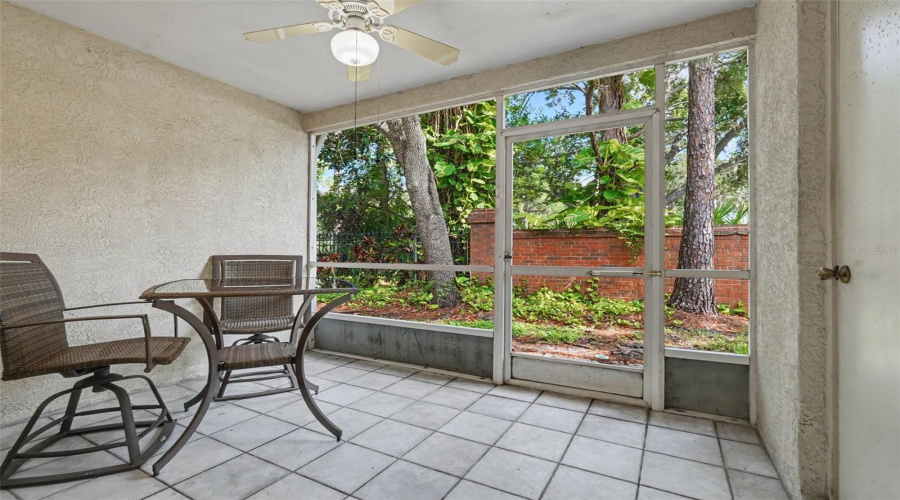 Tampa, Florida 33626, 2 Bedroom Bedrooms, ,1 Bathroombathrooms,Residential,For Sale,Berkeley Square,0,Mfrw7888623