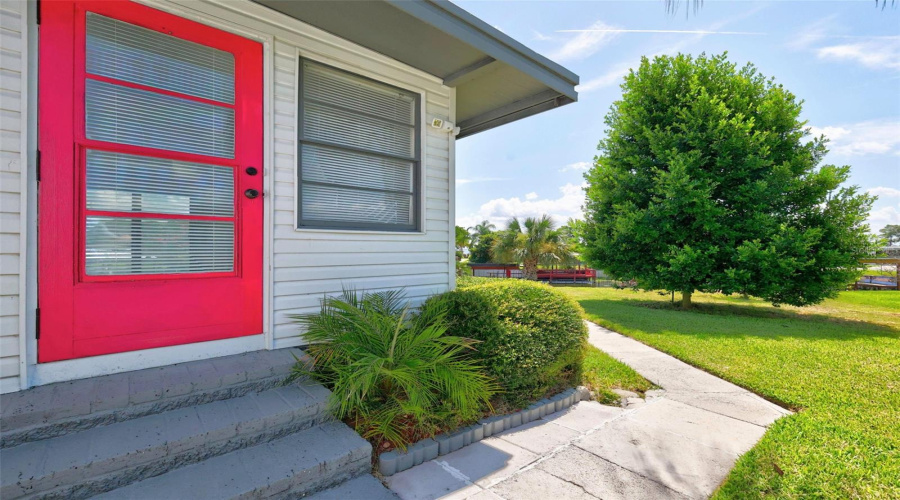 Back Door W/Walkway To Canal