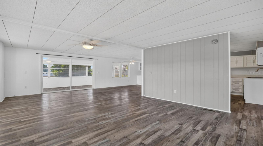 Lr W/ Large Sliders To Florida Room