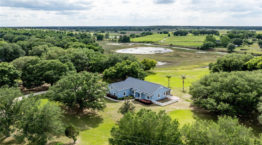 Howey In The Hills, Florida 34737, 4 Bedroom Bedrooms, ,3 Bathroombathrooms,Residential,For Sale,Turkey Lake,0,Mfrg5111478