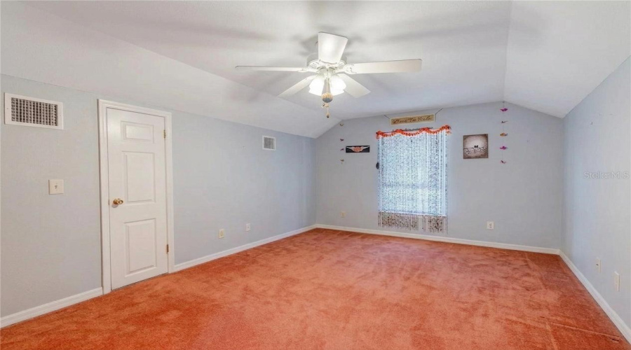 Howey In The Hills, Florida 34737, 4 Bedroom Bedrooms, ,3 Bathroombathrooms,Residential,For Sale,Turkey Lake,0,Mfrg5111478