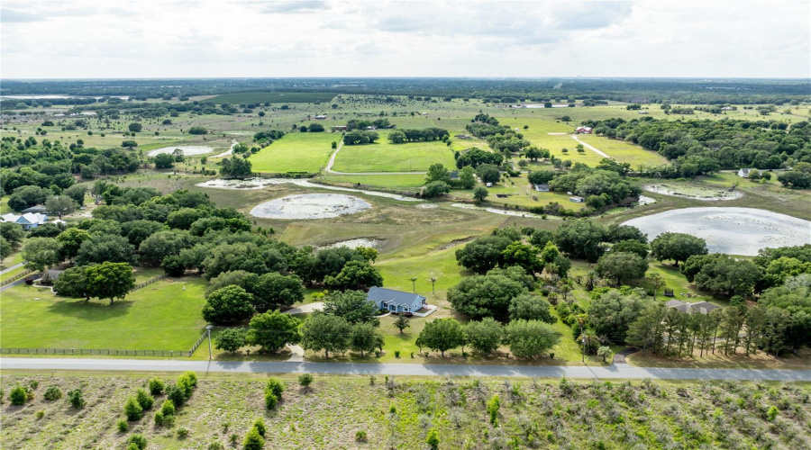 Howey In The Hills, Florida 34737, 4 Bedroom Bedrooms, ,3 Bathroombathrooms,Residential,For Sale,Turkey Lake,0,Mfrg5111478