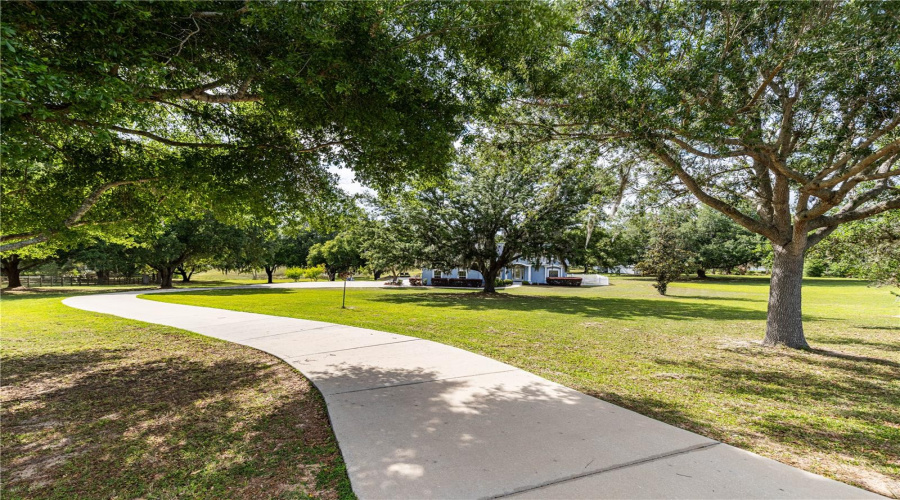 Howey In The Hills, Florida 34737, 4 Bedroom Bedrooms, ,3 Bathroombathrooms,Residential,For Sale,Turkey Lake,0,Mfrg5111478