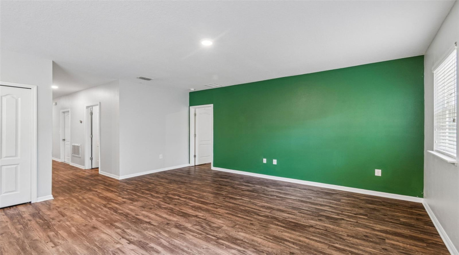 Spring Hill, Florida 34606, 3 Bedroom Bedrooms, ,2 Bathroombathrooms,Residential,For Sale,Mendota,0,Mfrtb8526483