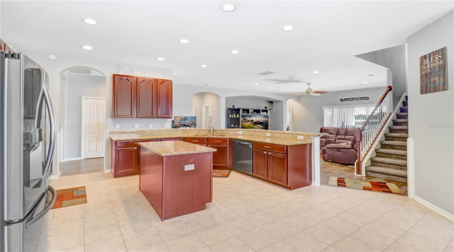 Ruskin, Florida 33570, 4 Bedroom Bedrooms, ,3 Bathroombathrooms,Residential,For Sale,York Dale,0,Mfrtb8520228