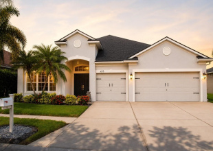 Front view of home