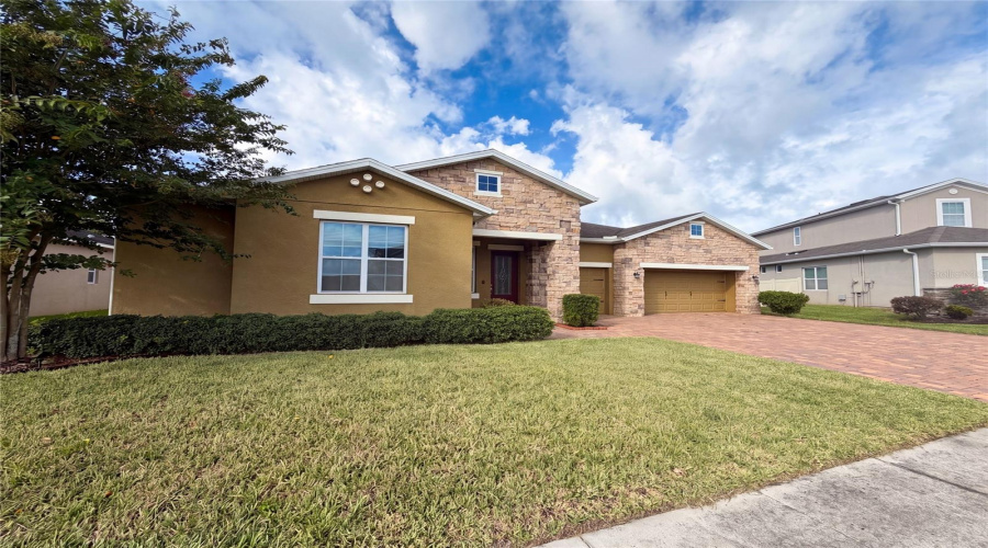 Apopka, Florida 32703, 4 Bedroom Bedrooms, ,3 Bathroombathrooms,Residential,For Sale,Blackthorn,0,Mfro6430516
