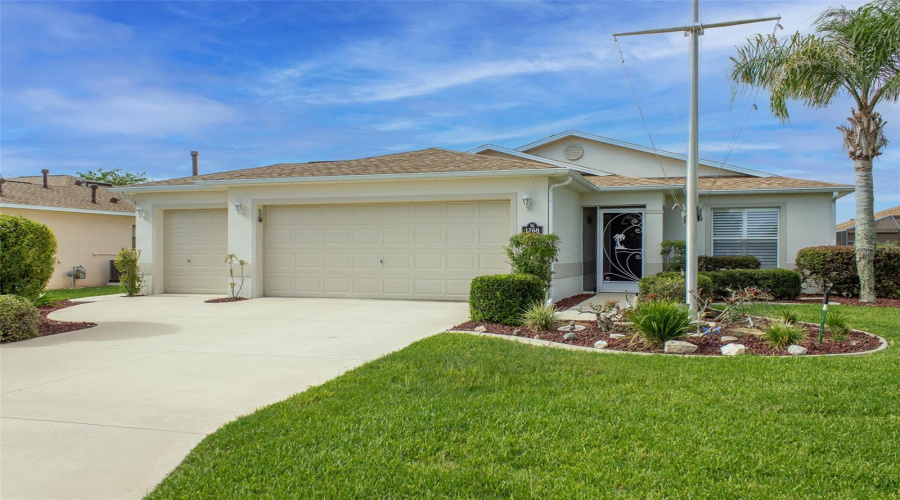 Ocala, Florida 34473, 2 Bedroom Bedrooms, ,2 Bathroombathrooms,Residential,For Sale,156Th,0,Mfrom720348