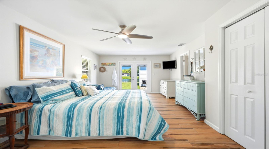 Kenneth City, Florida 33709, 2 Bedroom Bedrooms, ,2 Bathroombathrooms,Residential,For Sale,60Th,0,Mfrtb8524435