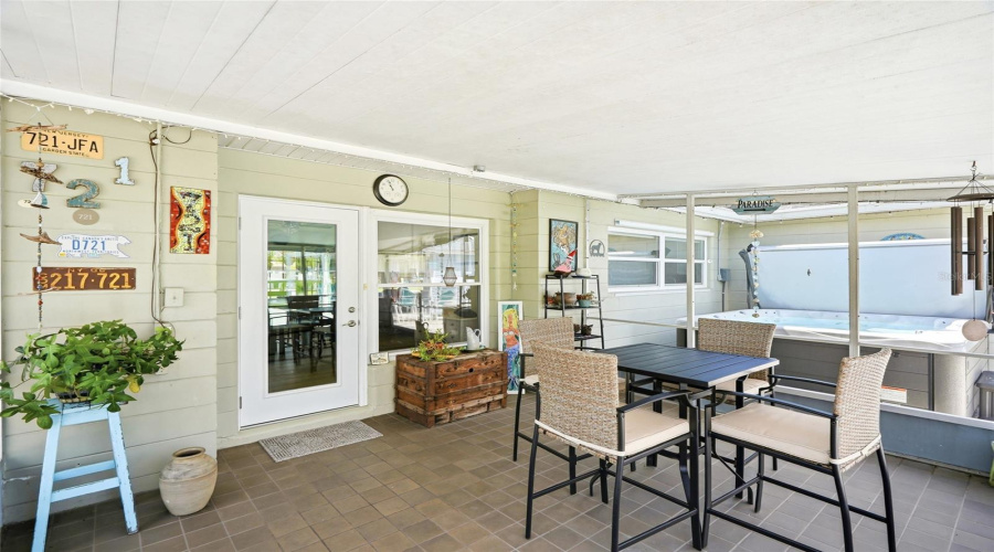 Kenneth City, Florida 33709, 2 Bedroom Bedrooms, ,2 Bathroombathrooms,Residential,For Sale,60Th,0,Mfrtb8524435