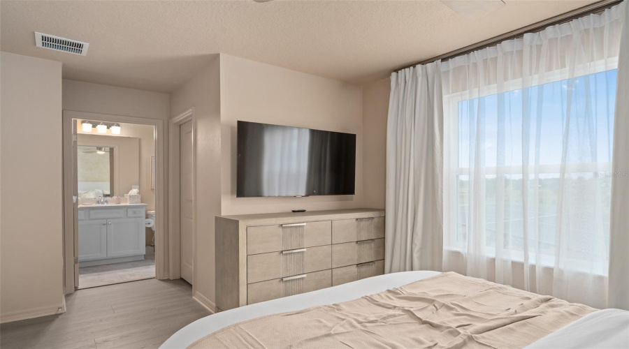 Clermont, Florida 34714, 10 Bedroom Bedrooms, ,8 Bathroombathrooms,Residential,For Sale,Sandy Cliffs,0,Mfro6384007